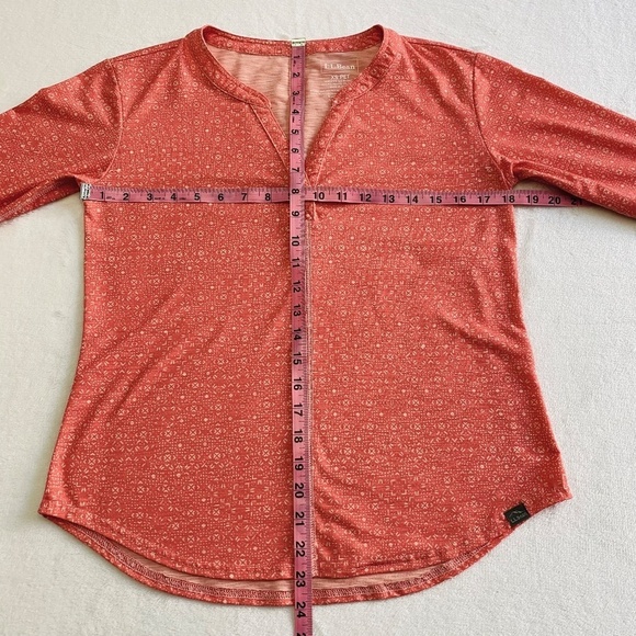 L.L. Bean Streamside Tee, Three-Quarter-Sleeve Splitneck, Coral/Orange Petite XS - Picture 4 of 10